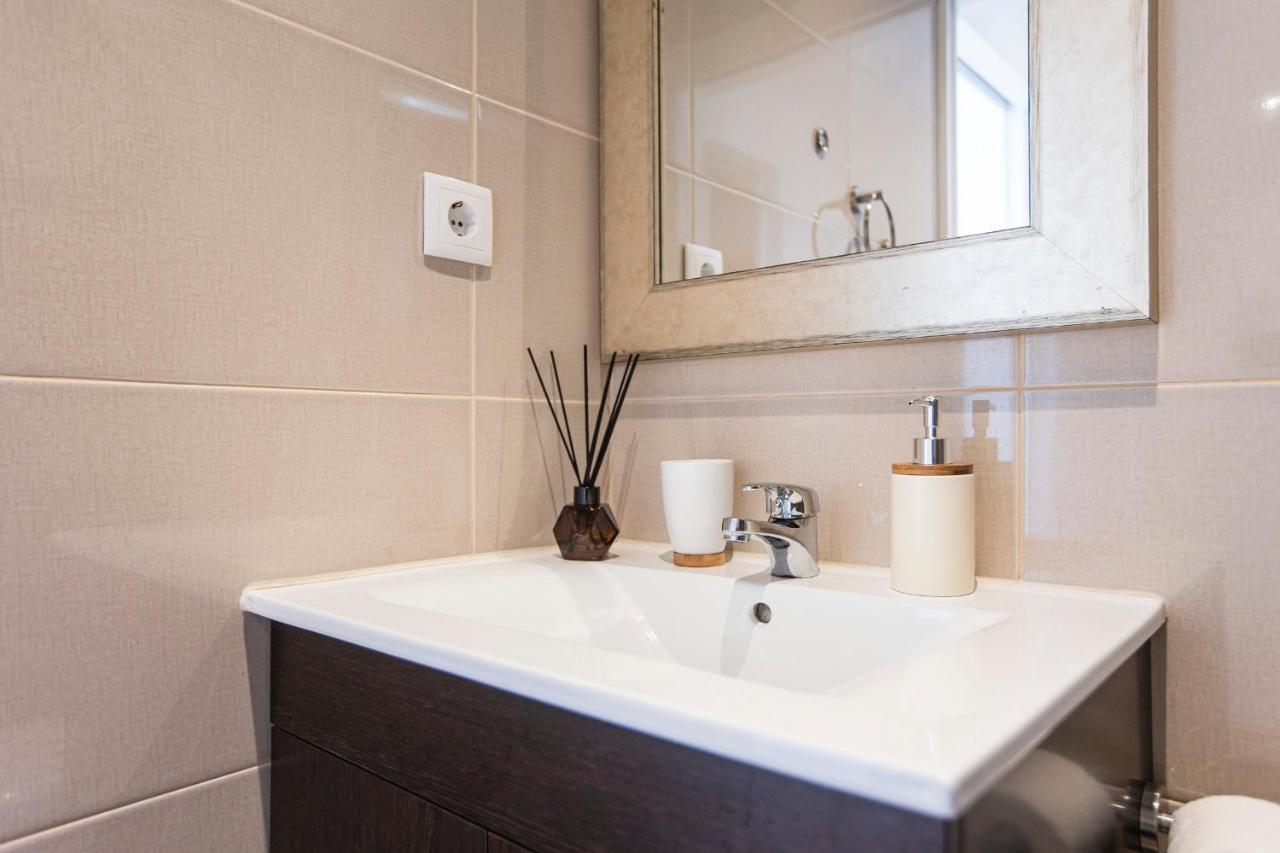 Lovelystay - Urban Cottage Porto Luaran gambar